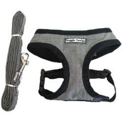 CLASSY HARNESS &amp; LEASH SET - BLACK/PLAID (Doggie Design)