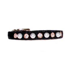 VELVET PEARLS &amp; RHINESTONES COLLAR - BLACK ()