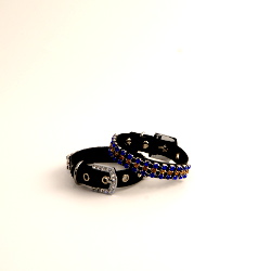 LEATHER COLLAR WITH RHINESTONES - BLACK ()